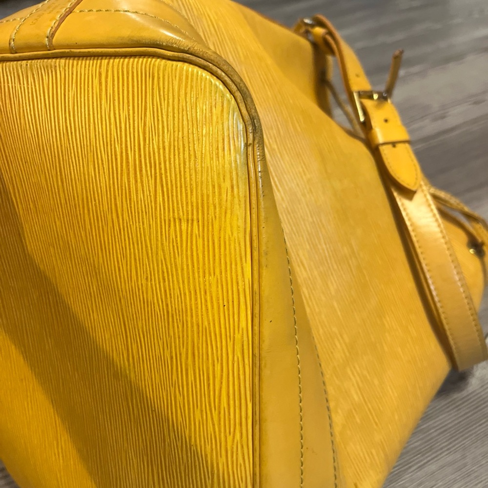 Vintage Louis Vuitton Noé Bucket Bag - Picture 10 of 14